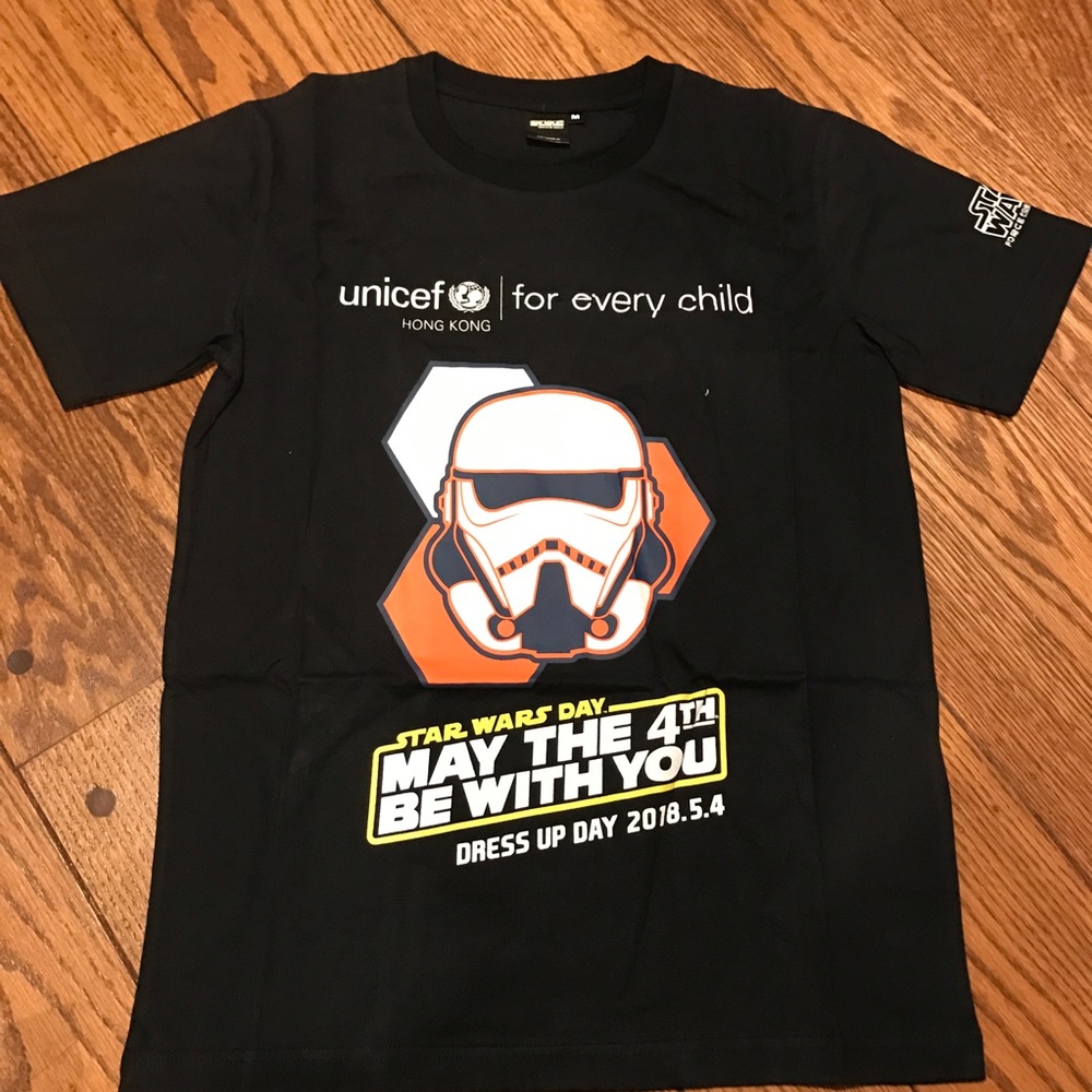New Unicef Star Wars special edition black tee M
